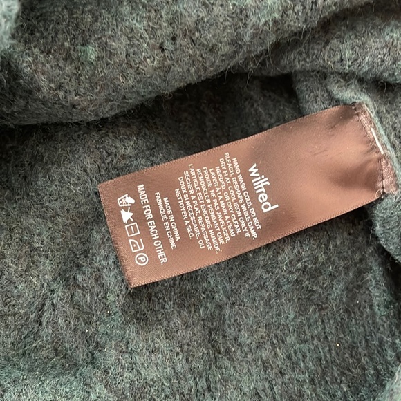 Era cardigan wilfred Aritzia - Picture 9 of 16